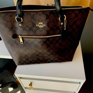 Coach Gallery Tote